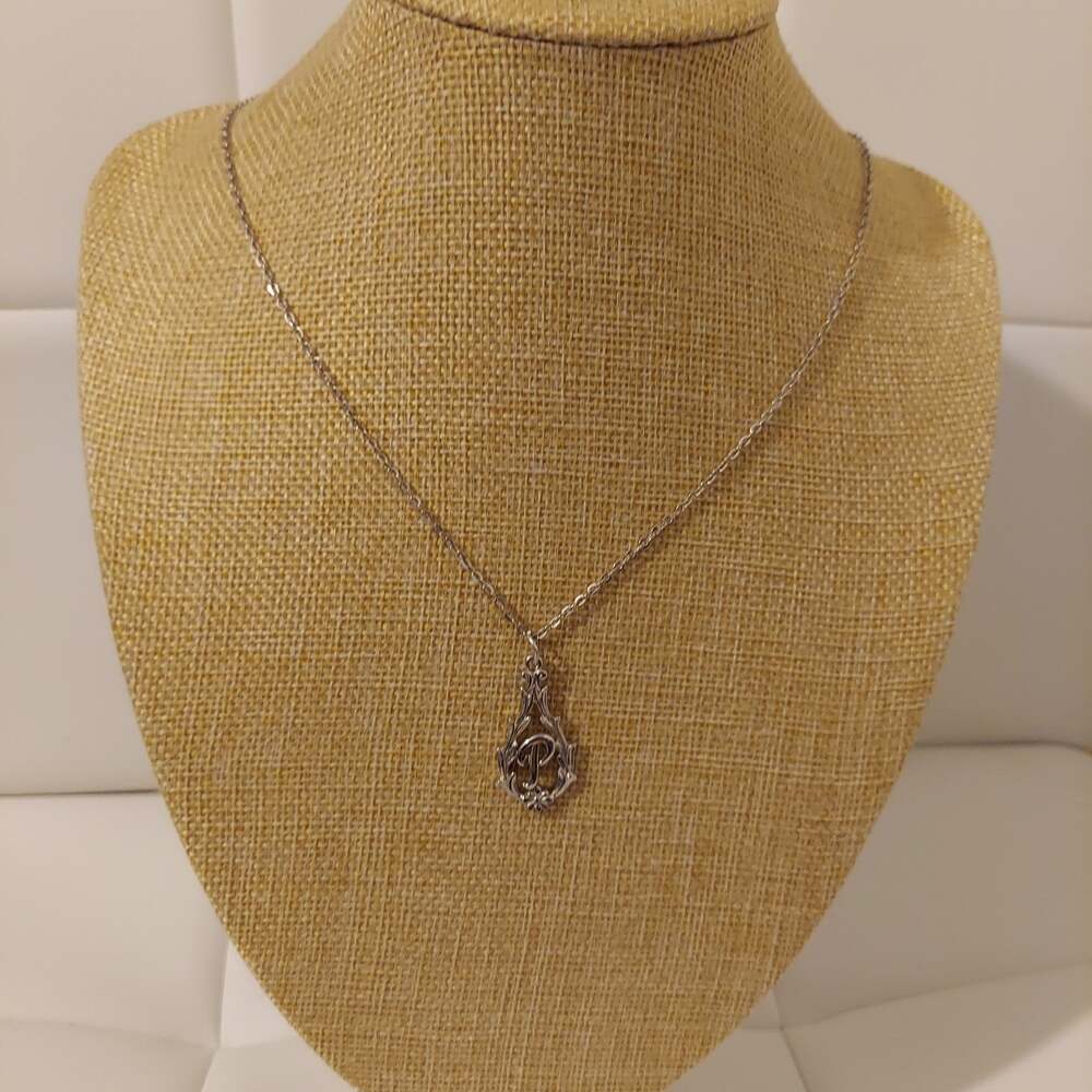 Sarah Coventry Silver Tone 'P' Initial 24" Pendant Necklace